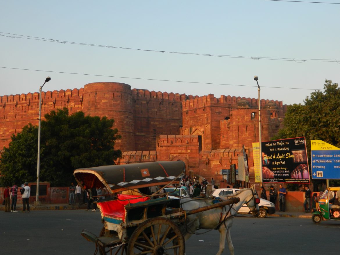 Tips for Planning Agra Tour Itinerary - Taj With Guide Blog