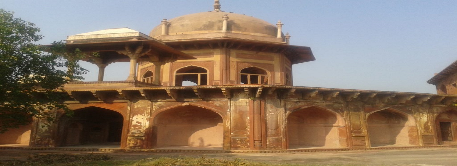 Visit Transgender Mughal officer's tomb on Agra tour - Taj With Guide Blog